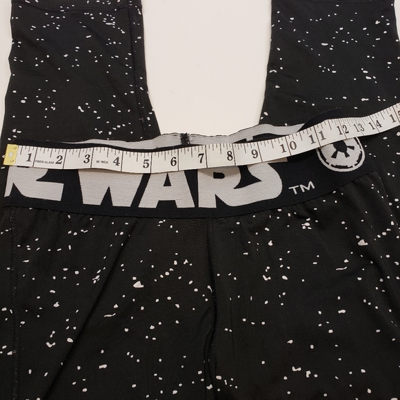 2/$20 Star Wars Capri Leggings - Picture 8 of 8